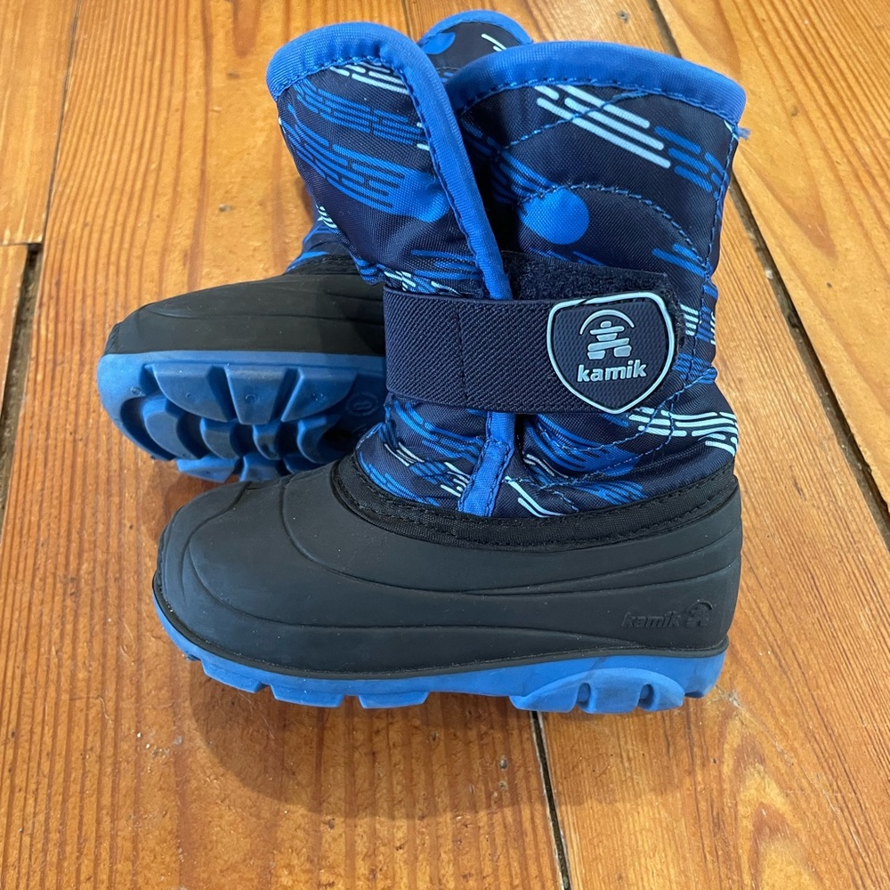 Toddler winter boots Kamik size 8